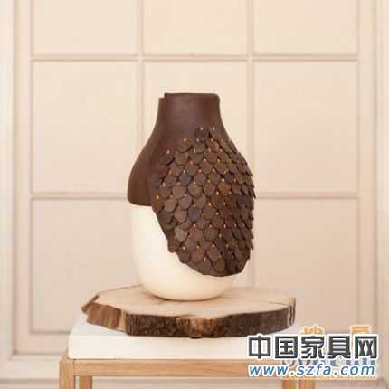 使用天然動物、植物聚合物制作的Botanica系列器皿
