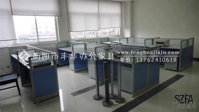 衡陽豐華辦公家具，專業(yè)承接辦公家具相關工程。歡迎新老客戶訂購、洽談！！