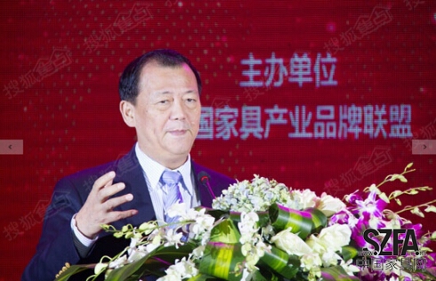 保育鈞、姚景源親切接見中國家具品牌節(jié)秘書長