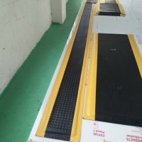 環(huán)保抗疲勞腳墊，防疲勞地墊廠 工業(yè)防靜電腳墊